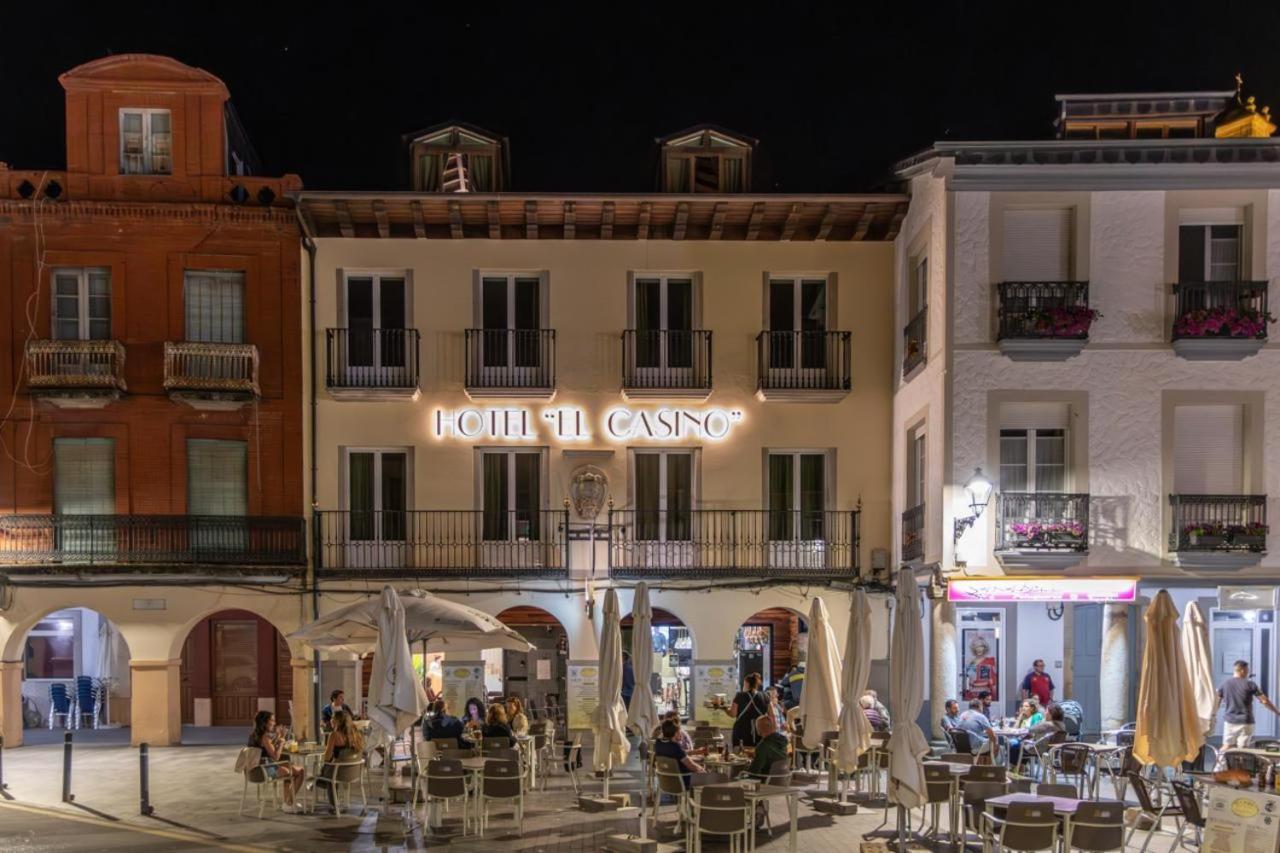 Hotel & Restaurante El Casino Villafranca Del Bierzo Luaran gambar